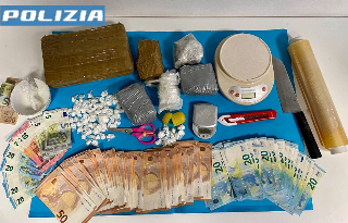 Ancona  - Cocaina nascosta negli ovetti di cioccolato, 35enne in manette